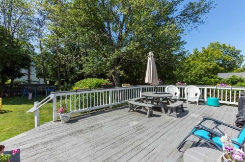 169 Glenwood St, Manchester CT 06040-5548 exterior