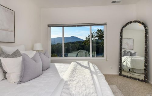 91 Milland Dr, Mill Valley CA 94941-4910 exterior