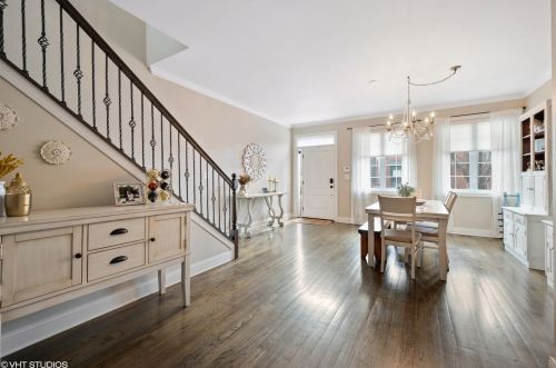 2318 Montana St, Chicago IL 60614-2220 exterior