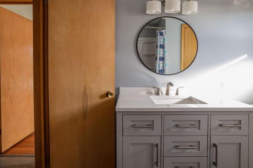 1336 87 St, Milwaukee WI 53214-4358 exterior