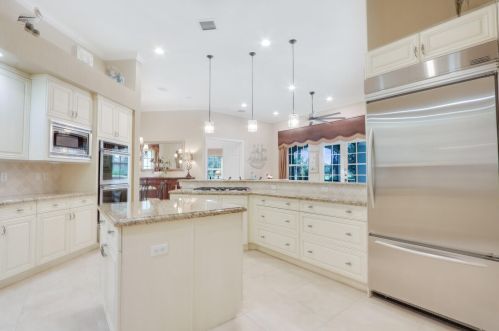 9328 Scarborough Ct, Fort Pierce FL  34986-3360 exterior