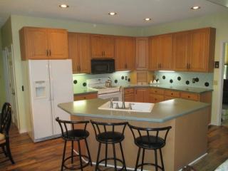 731 Mixon Creek Dr, Bath, NC 27808-9667