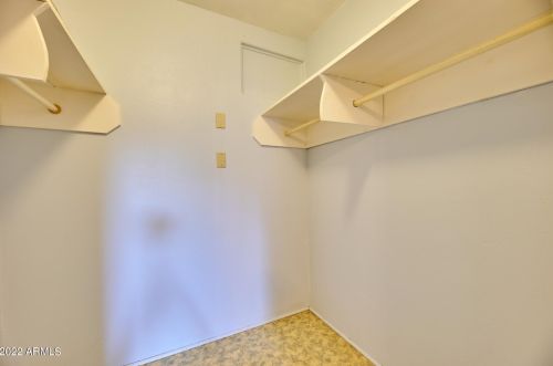 4234 42nd Pl, Phoenix AZ  85018-4290 exterior