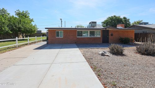 4627 11th Pl, Phoenix AZ  85014-3926 exterior