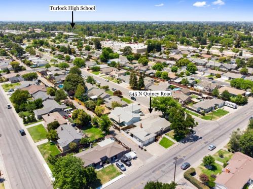 545 Quincy Rd, Turlock CA  95380-4329 exterior