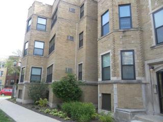 3453 Elaine Pl, Chicago IL  60657-2419 exterior