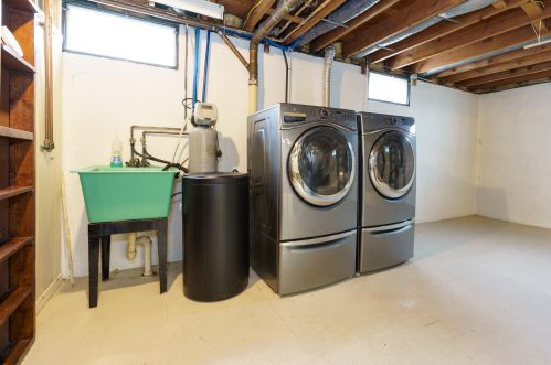 6813 Bratcher St, Kalamazoo MI  49024-3479 exterior