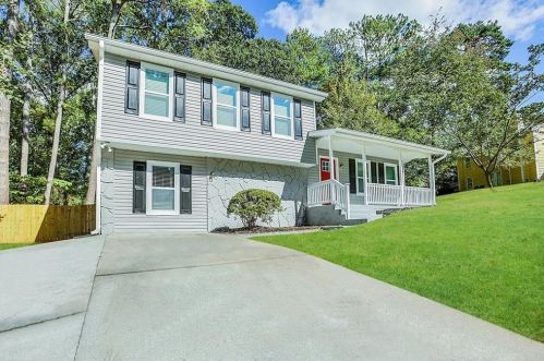 5510 Timor Trl, Lithonia GA  30038-2888 exterior