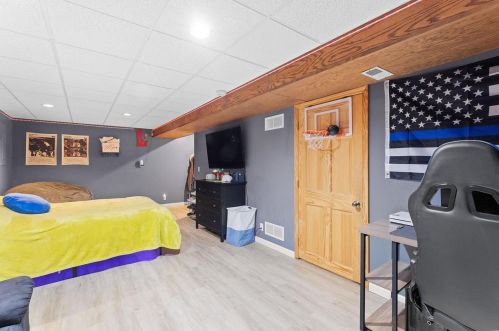 908 Falcon Dr, Imperial MO 63052-1747 exterior