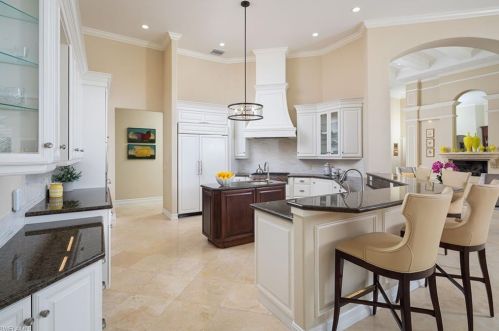 2354 Alexander Palm Dr, Naples FL 34105-3039 exterior