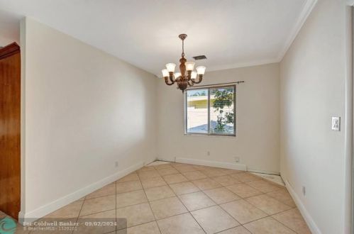 1364 4 St, Boca Raton FL 33486-4433 exterior