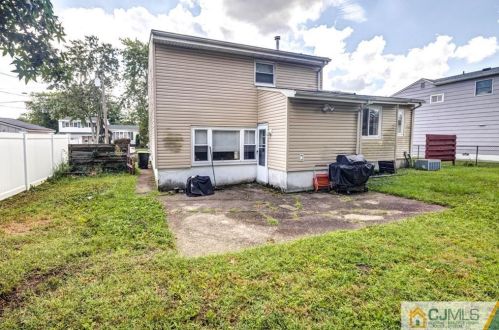 6 Clover St, Old Bridge NJ exterior