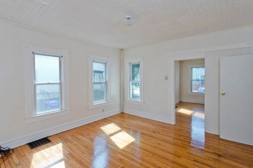 61 Euclid Ave, Springfield MA 01108-1725 exterior