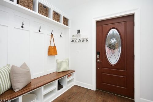 6 Boyden Ave, Maplewood, NJ 07040-1618