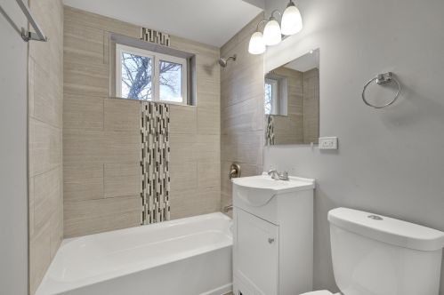 14430 Dobson Ave, Dolton IL 60419-1930 exterior