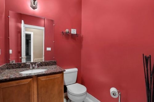 1104 46th St, Chicago IL  60653-4434 exterior