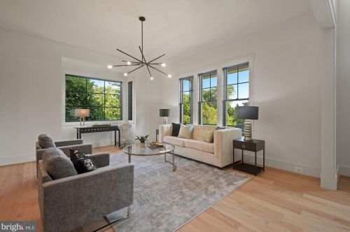 6516 Beverly Ave, Mc Lean VA 22101-5222 exterior