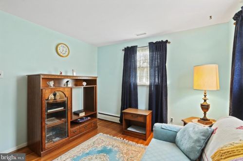 678 Allison Rd, Huntingdon Valley PA 19006-2905 exterior