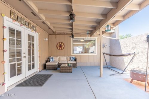 8216 32nd Ave, Phoenix AZ  85051-6022 exterior