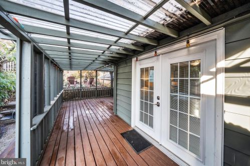 1504 Lawrence St, Washington DC 20017-2913 exterior