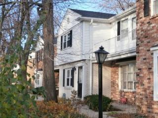 5085 Colonial Ct, Milwaukee, WI 53220-2012