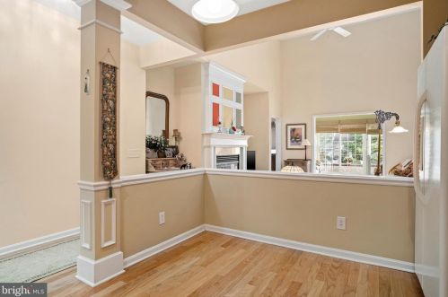 49 Falcon Ct, Trenton NJ 08690-2466 exterior