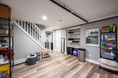 133 Hoover Ave, Edison NJ 08837-2669 exterior