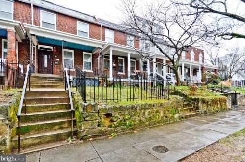 316 17th St, Washington, DC 20003-2430