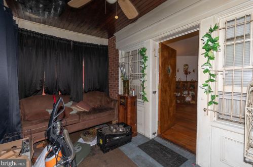 1917 56th St, Philadelphia, PA 19131-0031