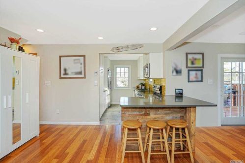 1599 Julia Goldbach Ave, Bohemia NY 11716-1517 exterior