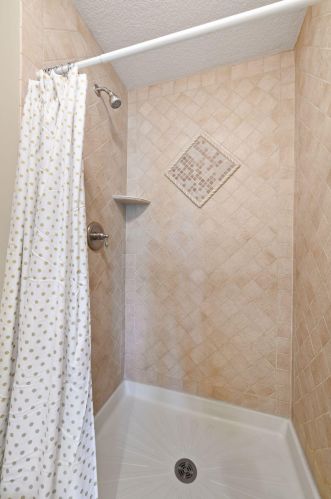 6585 Hillstrom Rd, Maple Plain MN 55359-8748 exterior