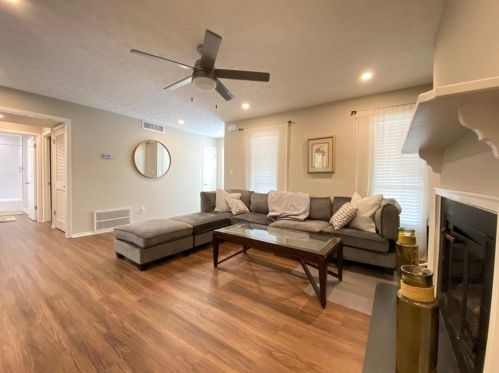 704 Dunbar Dr, Atlanta GA  30338-6549 exterior