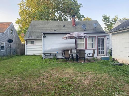 45 Washington Ave, Iselin, NJ 08830-2246