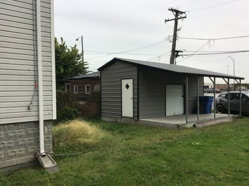 243 Swann St, Chicago, IL 60609-3928