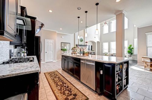 27651 Panola Pl Ln, Fulshear TX 77441-1160 exterior