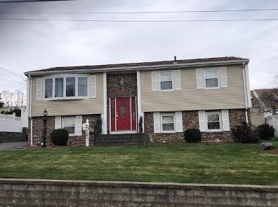 39 Dix Ave, Providence, RI 02919-4842