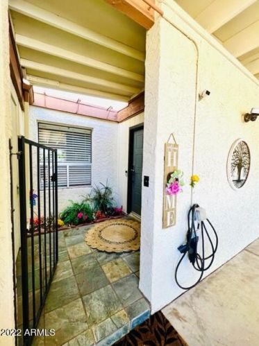 2451 Emile Zola Ave, Phoenix AZ 85032-6225 exterior