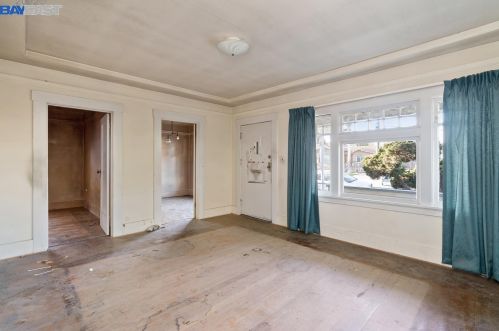 444 Jackson St, San Jose CA 95112-5101 exterior