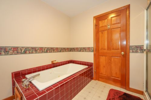 494 Mtn Rd, Concord NH 03301-6902 exterior