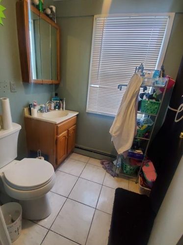 272 Smith St, Providence RI 02911-3307 exterior