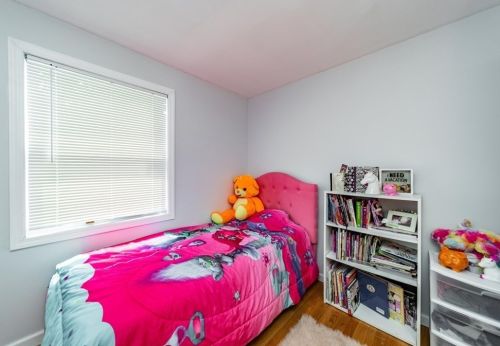 145 Wildwood Ave, Springfield MA  01118-1955 exterior