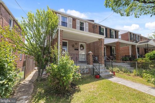 615 Faraday Pl, Washington, DC 20017-2356