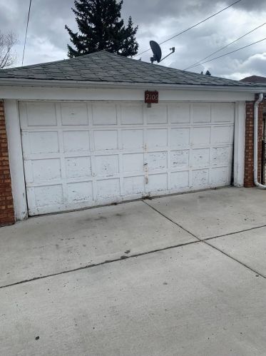 2106 21 Ave, Broadview IL 60153-1474 exterior