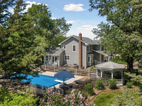 1187 County Road 92, Maple Plain, MN 55359-9578