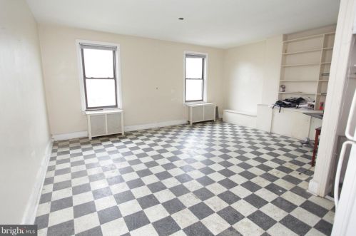 3823 Lancaster Ave, Philadelphia PA 19104-2357 exterior