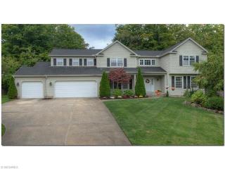 32505 Shadowbrook Dr, Cleveland, OH 44139-6004