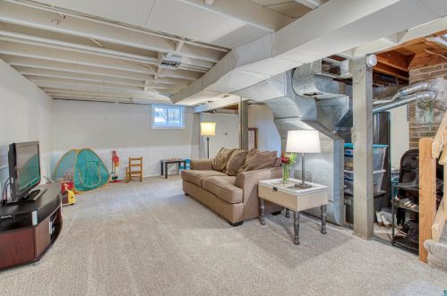 4321 Dodge St, Duluth MN 55804-1409 exterior