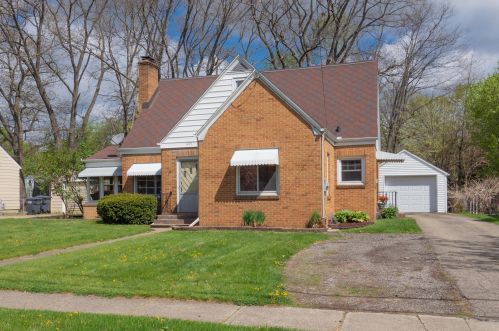 1625 Glendale Blvd, Kalamazoo, MI 49004-1781