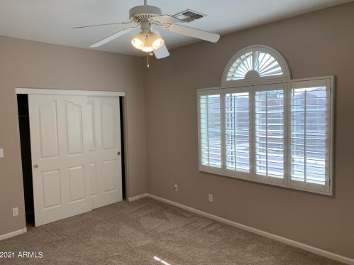 1340 Amberwood Dr, Phoenix AZ 85048-9314 exterior