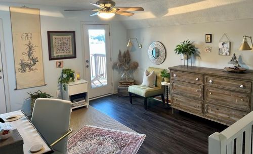 8470 Lk Dr, Lithonia GA 30039-6568 exterior